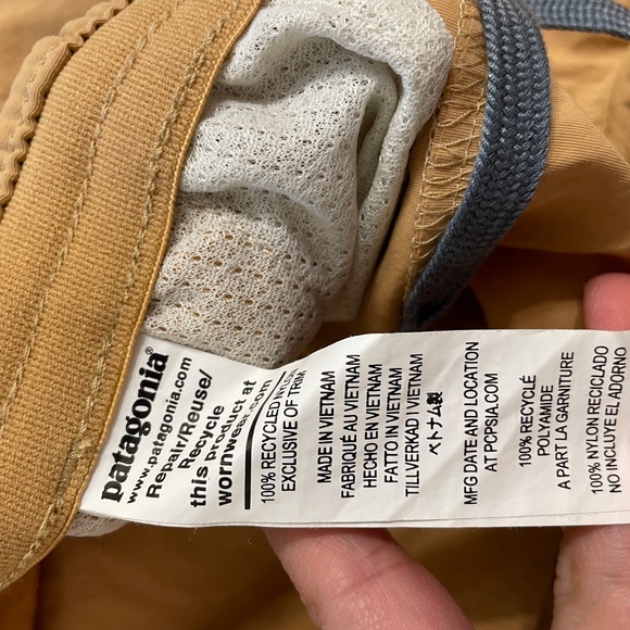 Patagonia 5” Baggies nwot - Picture 3 of 3